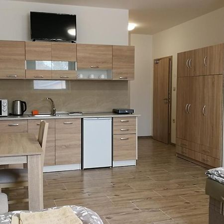 Apartmanove Ubytovanie Vkf Volkovce Bagian luar foto