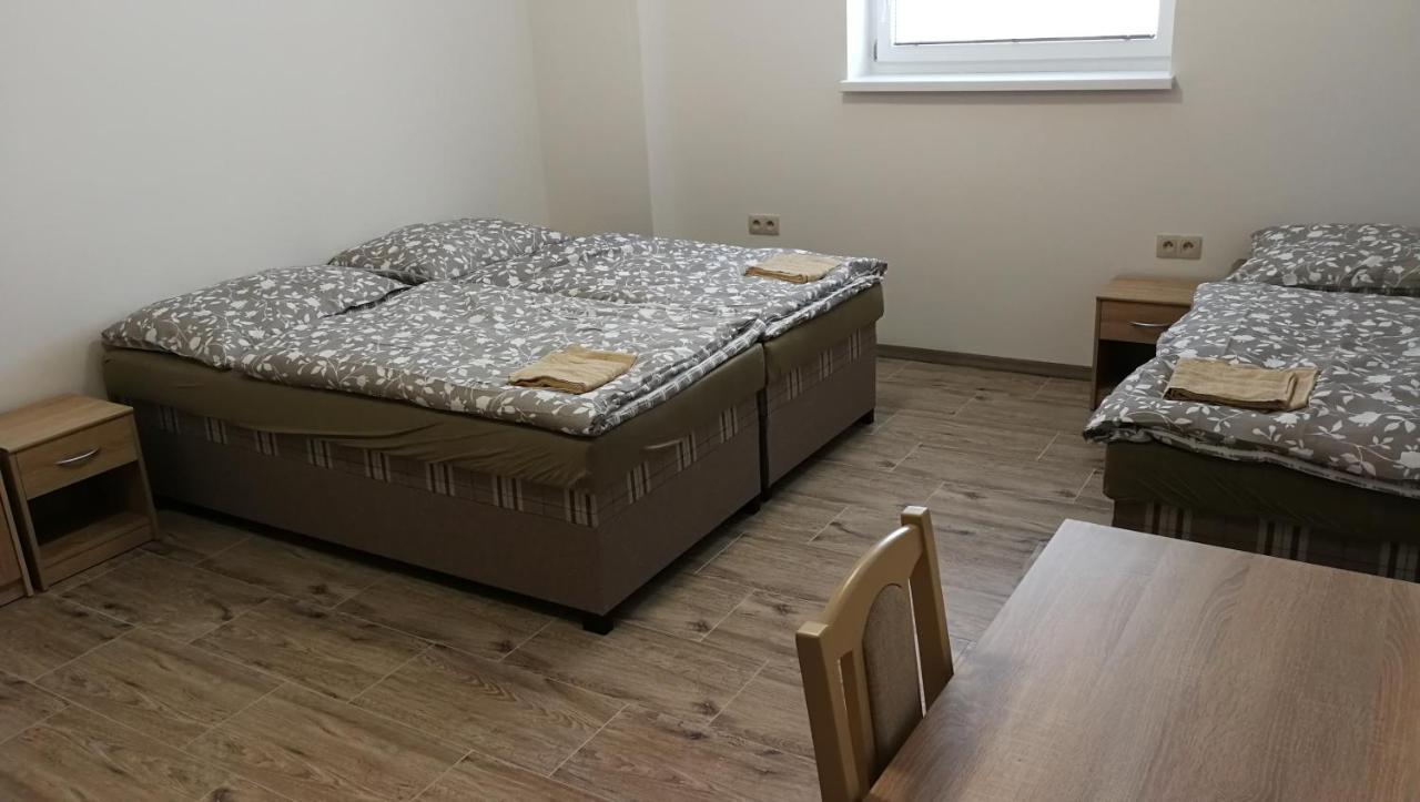 Apartmanove Ubytovanie Vkf Volkovce Bagian luar foto