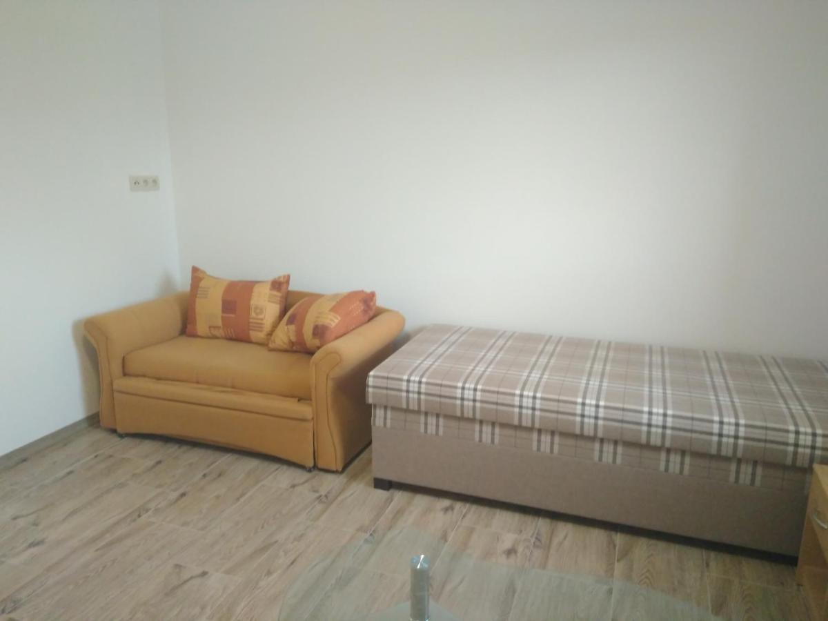 Apartmanove Ubytovanie Vkf Volkovce Bagian luar foto